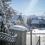 شاليه U Zosi